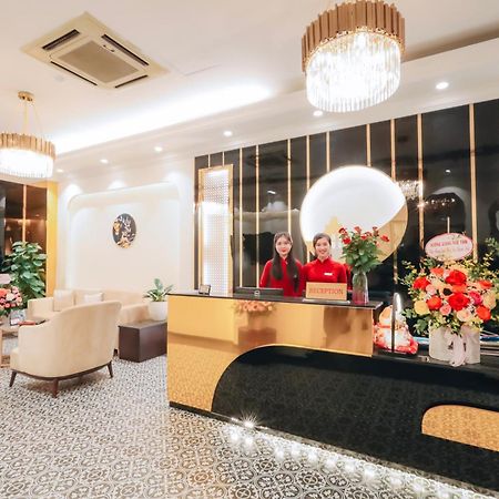 Ha Noi Lake View Hotel & Travel ハノイ市 エクステリア 写真