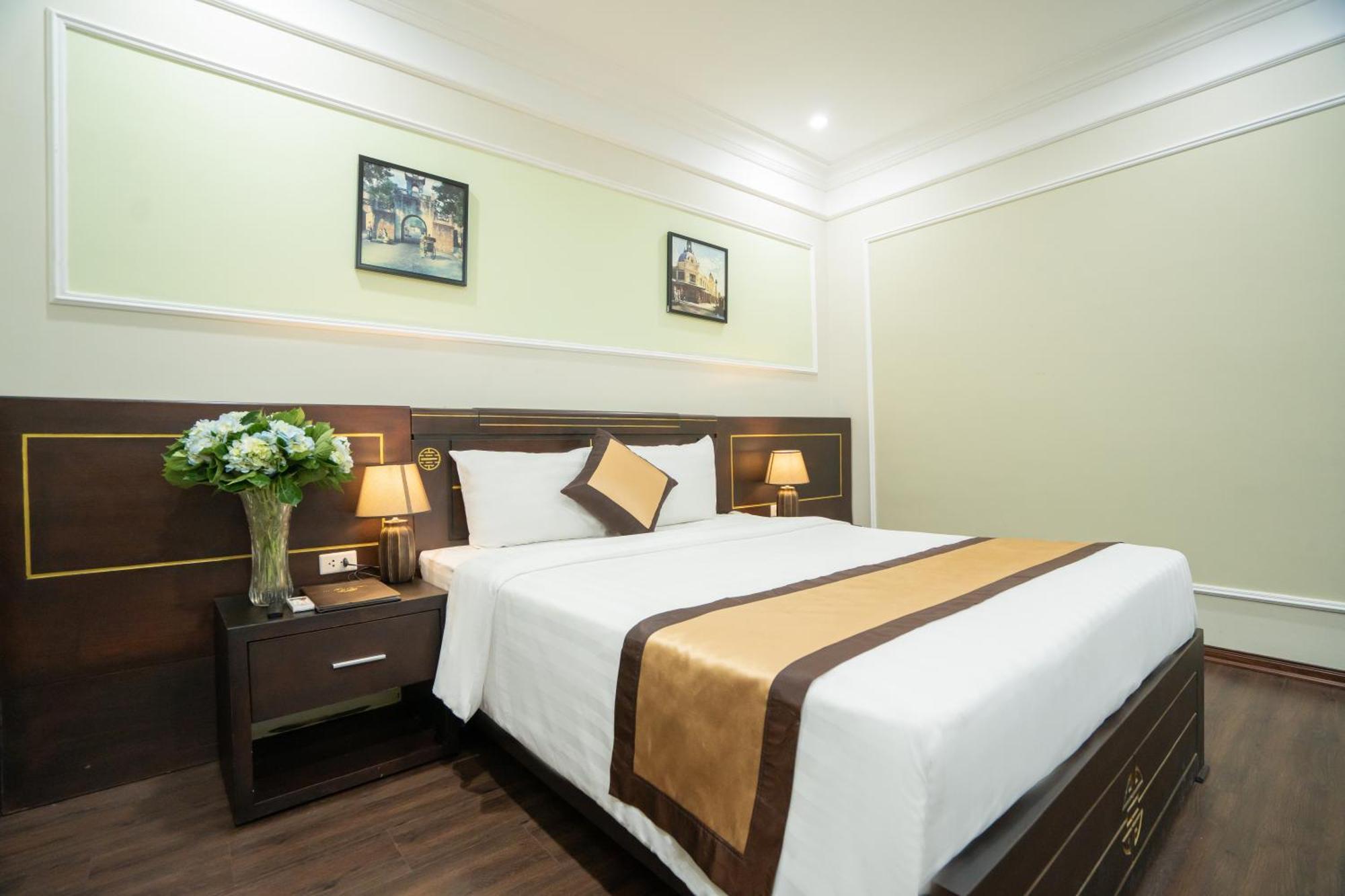 Ha Noi Lake View Hotel & Travel ハノイ市 エクステリア 写真