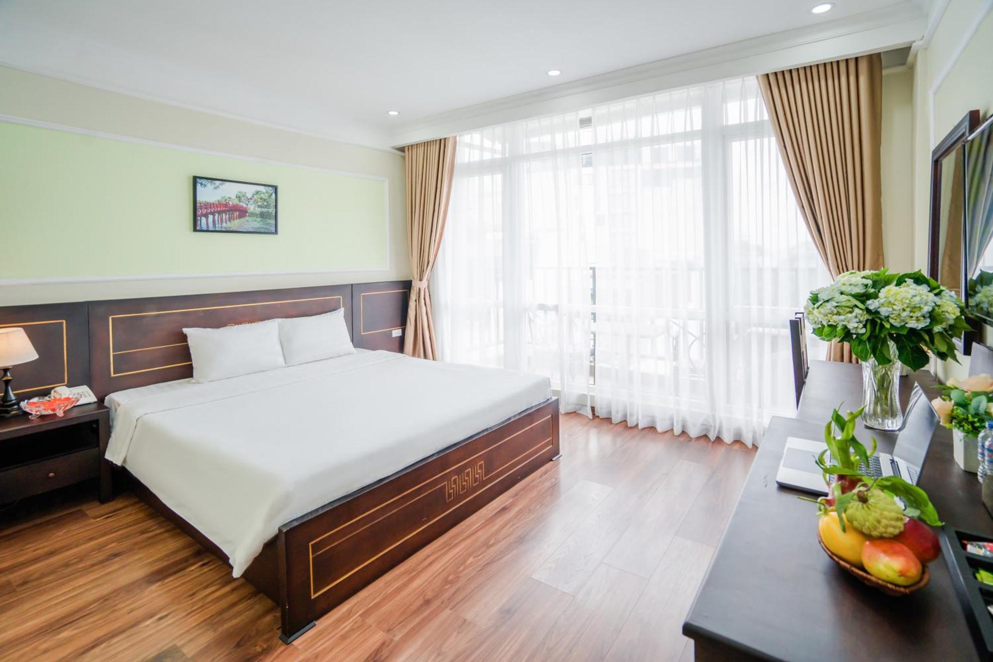 Ha Noi Lake View Hotel & Travel ハノイ市 エクステリア 写真