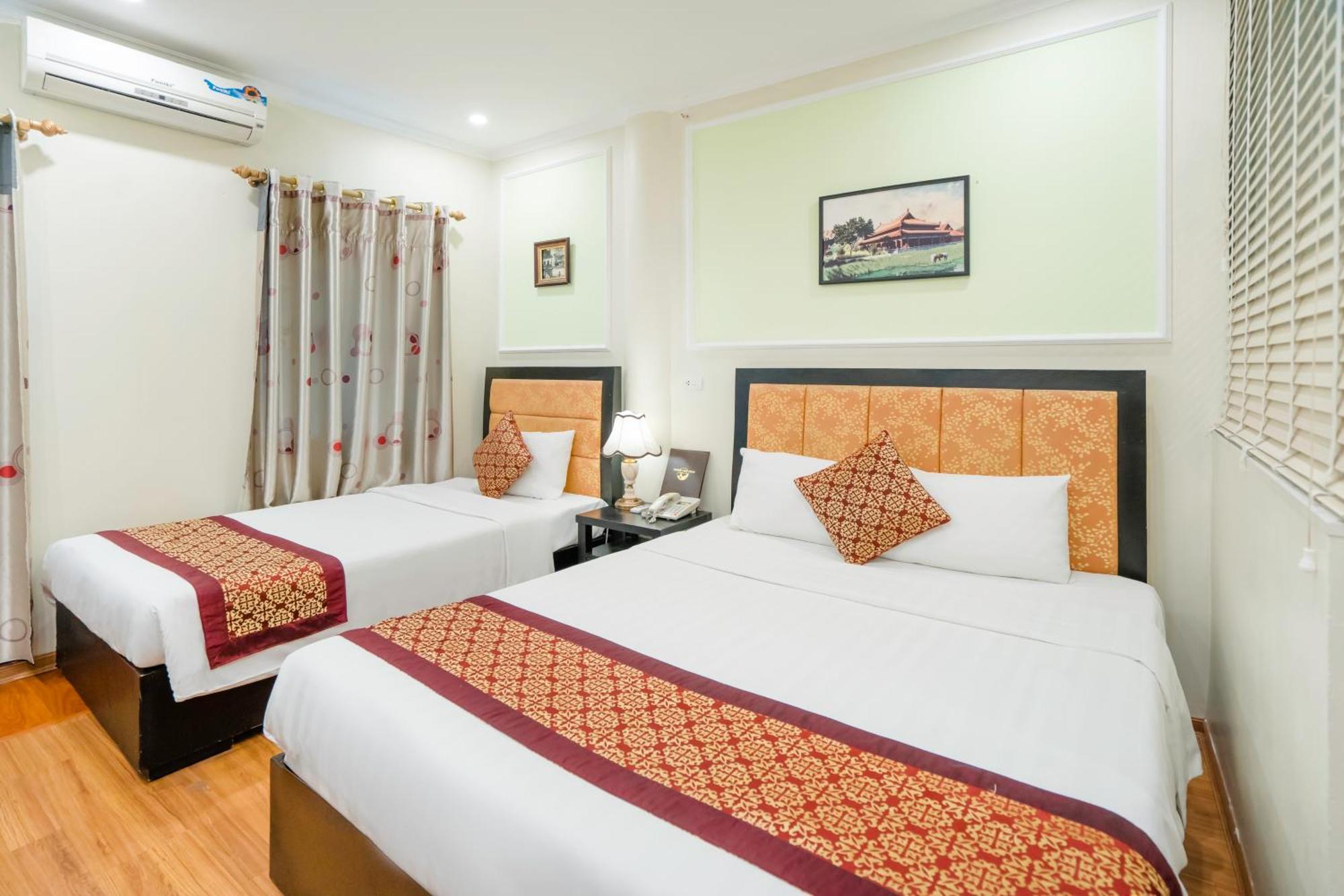 Ha Noi Lake View Hotel & Travel ハノイ市 エクステリア 写真