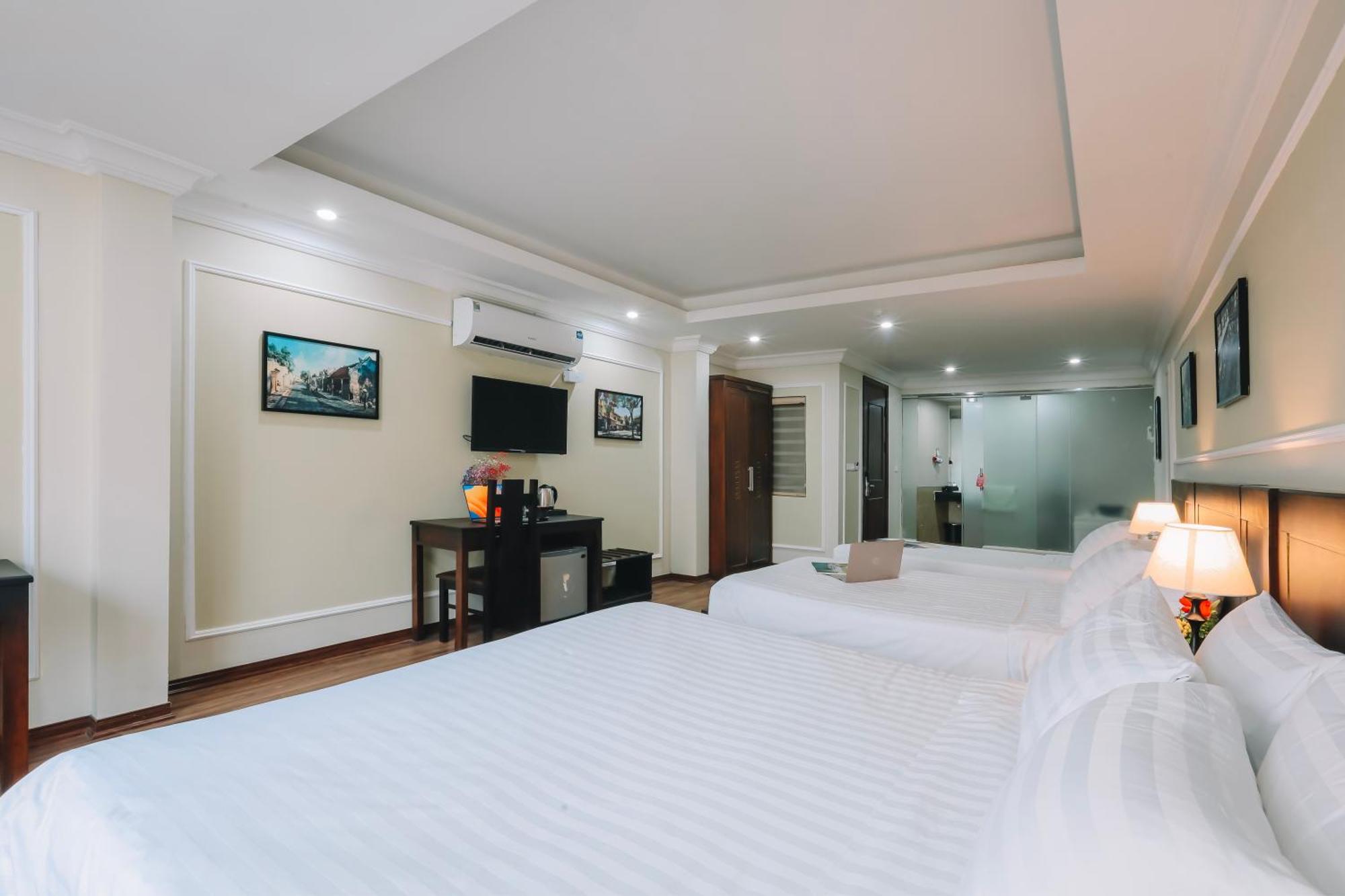 Ha Noi Lake View Hotel & Travel ハノイ市 エクステリア 写真